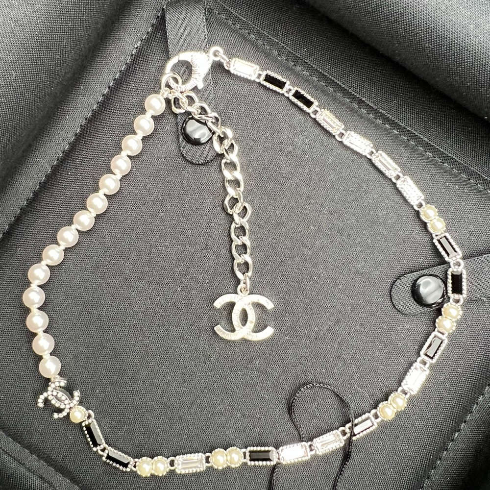 CHANEL Authentic Costume Jewelry Casual Style Chain Party Style Office Style NIB
